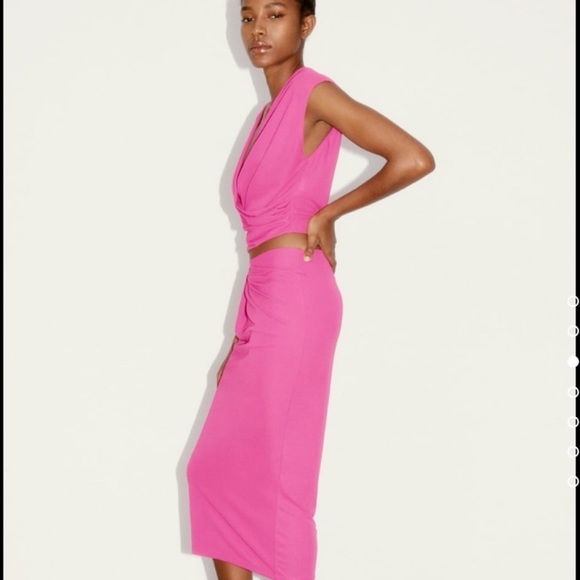 ZARA TWO PIECE SET - TOP + SKIRT - Picture 2 of 9